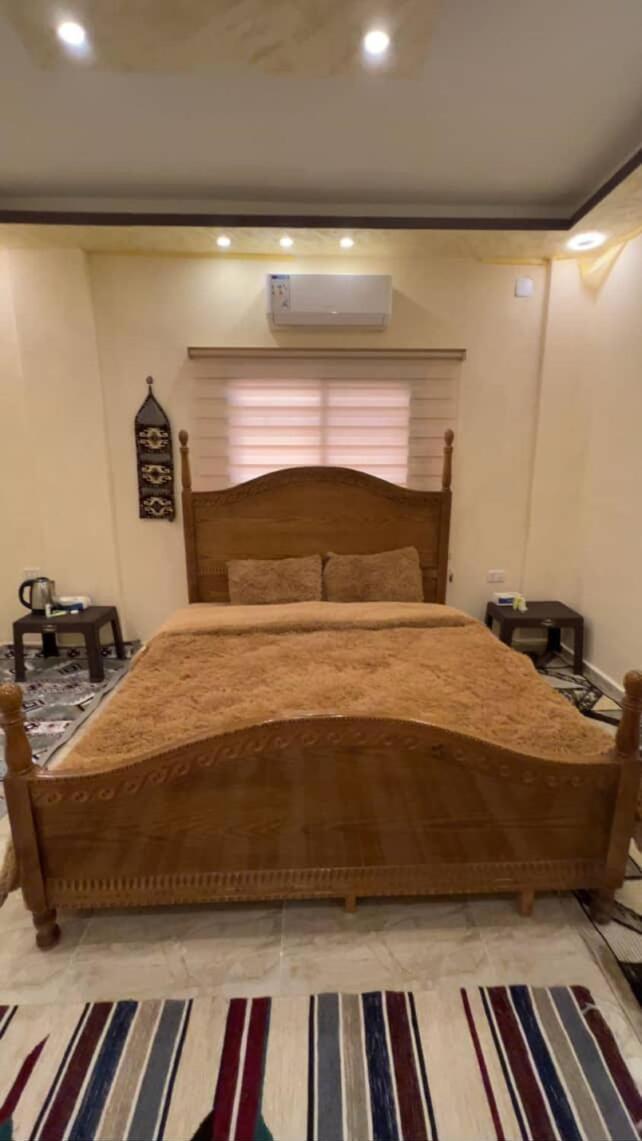 Indiana Jones Home Stay Petra エクステリア 写真